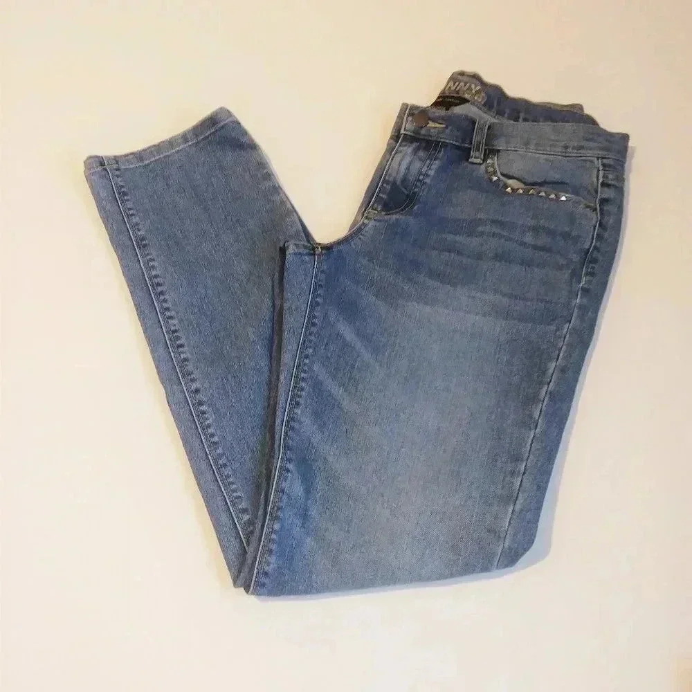 New York & Company Low Rise Skinny Jeans 6